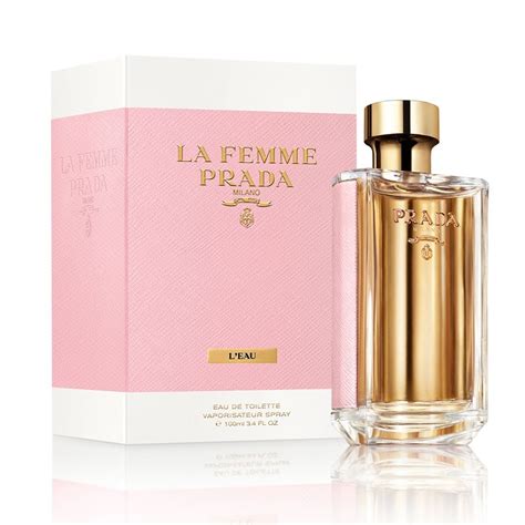 la femme prada l eau review